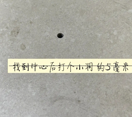 南安瓷砖空鼓维修公司专业解答在瓷砖铺贴过程中，如果砂料搅拌不均匀，将会带来以下问题
